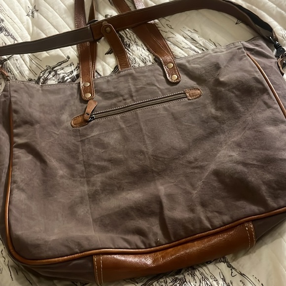 Myra crusaders weekender bag - Picture 6 of 7
